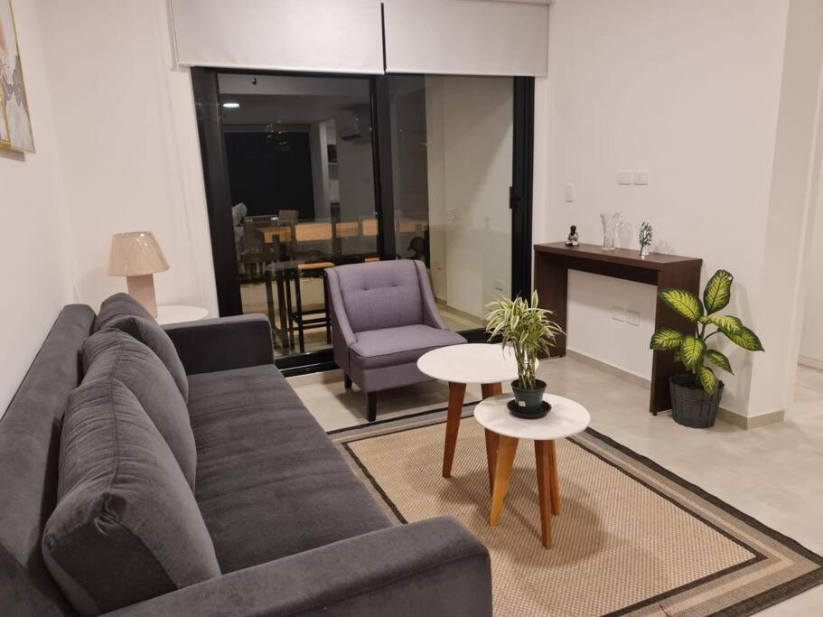 Cerca De Shopping Mariscal Lopez Apartment อะซุนซิออง ภายนอก รูปภาพ